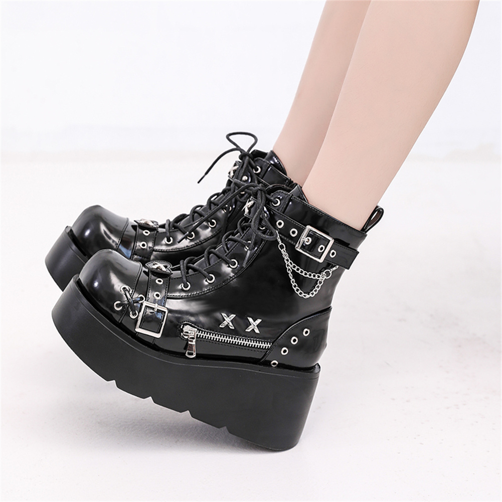 Sepatu Boots Wanita Model Goth - Street Fashion Brand ulasan dan harga